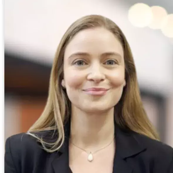 profile pic Angela Minassian